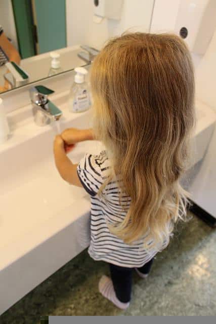 Naturalny szampon dla dzieci — jak wybrać?